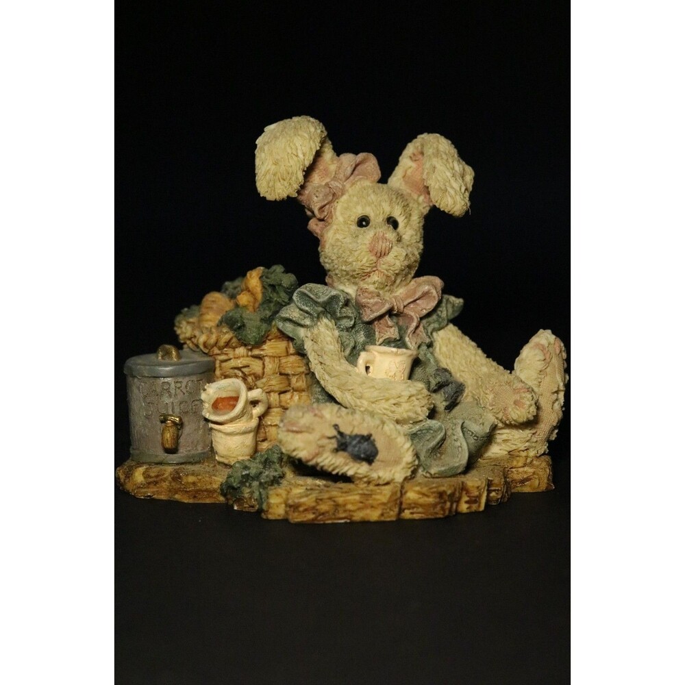 Boyds Bears and Friends "Amelia's Enterprise ... Carrot Juice"